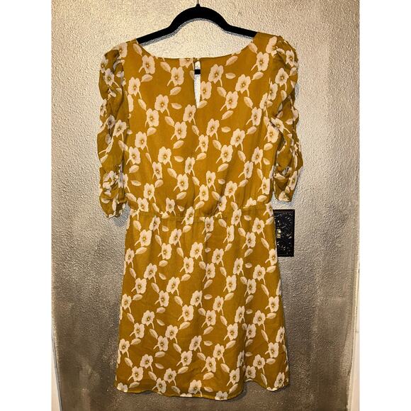 Broadway & Broome Boho CottageCore Hippie Tan White Floral 100% Silk Dress - Picture 4 of 10